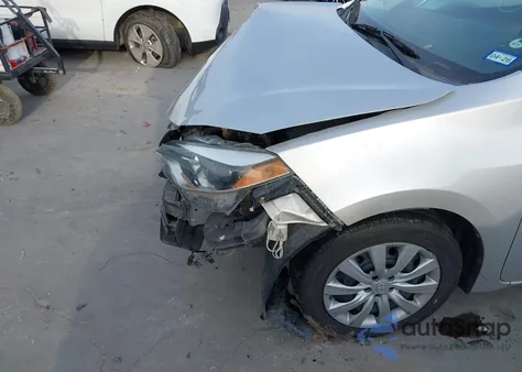 2016 Toyota Corolla Le z USA, uszkodzony, nr VIN 2T1BURHE7GC680464